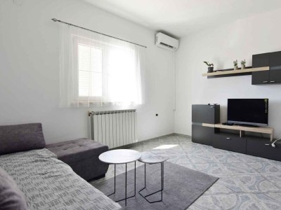 Apartment Two bedroom apartment with terrace Valica, Umag A-22453-b - Outdoor photo 9
