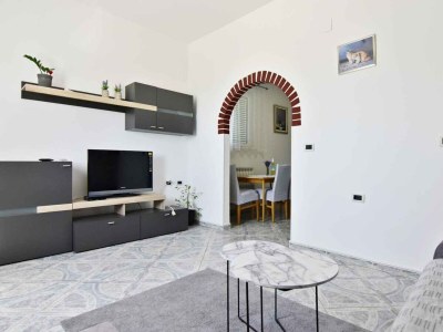 Apartment Two bedroom apartment with terrace Valica, Umag A-22453-b - Outdoor photo 10
