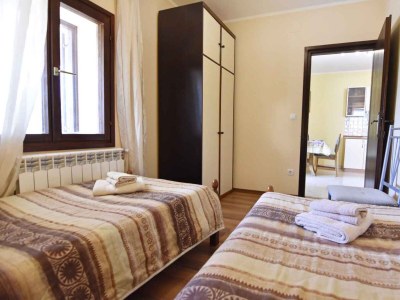 Apartment Two bedroom apartment with terrace Đuba, Umag A-22548-a - Outdoor photo 11