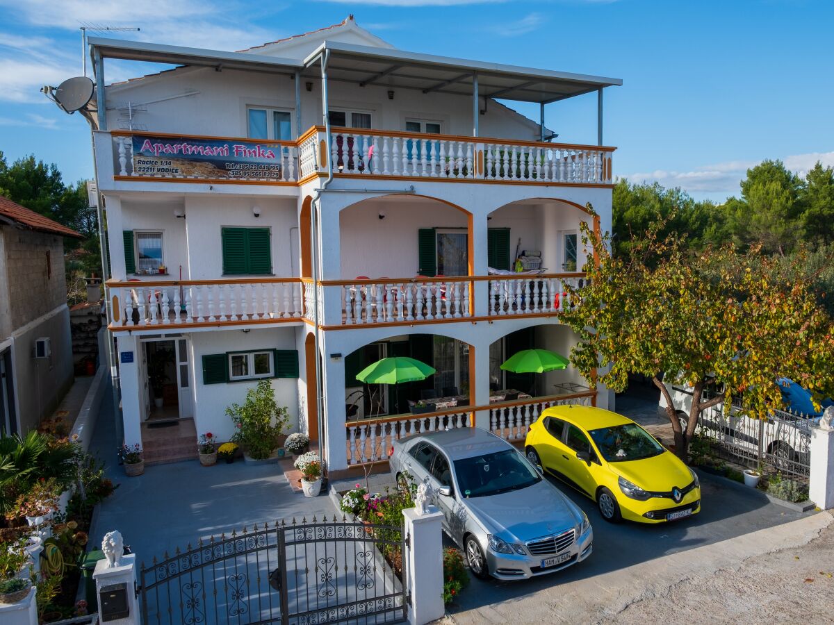 Apartment Three bedroom apartment with air-conditioning Vodice A-22557-b - Outdoor photo 2