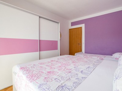 Apartment Three bedroom apartment with balcony Lopar, Rab A-22558-b - Outdoor photo 29