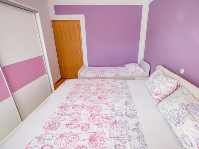 Apartment Three bedroom apartment with balcony Lopar, Rab A-22558-b - Outdoor photo 30