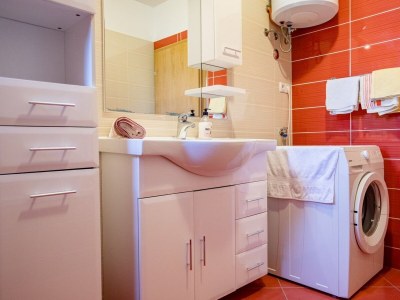 Apartment Three bedroom apartment with balcony Lopar, Rab A-22558-b - Outdoor photo 34