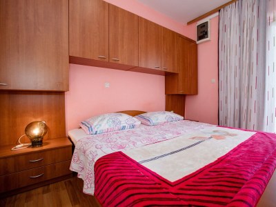 Apartment One bedroom apartment with balcony Lopar, Rab A-22558-c - Outdoor photo 16