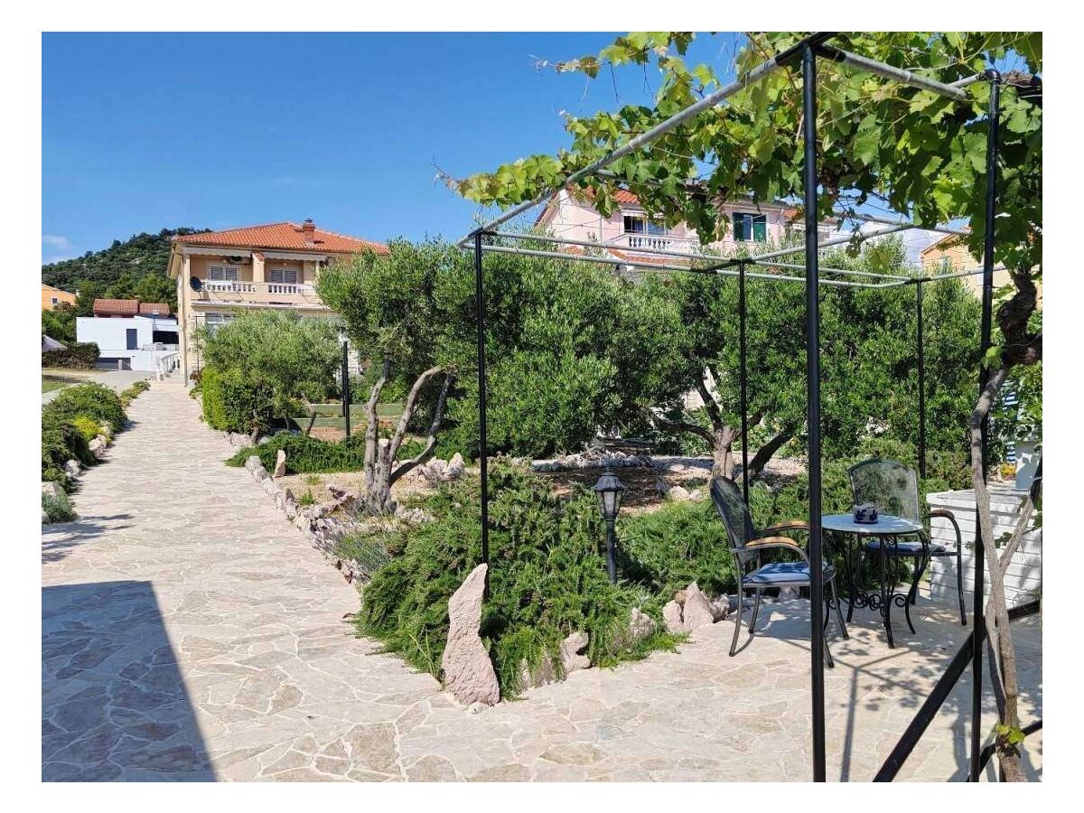 Apartment Two bedroom apartment near beach Barbat, Rab A-22561-b - Outdoor photo 4