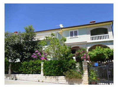 Apartment Two bedroom apartment with terrace Palit, Rab A-22562-b in Rab - Apartment