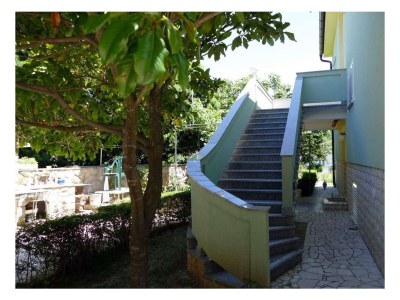 Apartment Two bedroom apartment with terrace Palit, Rab A-22562-b - Outdoor photo 5