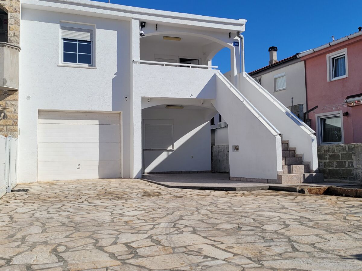 Apartment Two bedroom apartment with terrace Vir A-22347-b - Outdoor photo 3