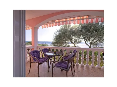 Apartment One bedroom apartment with balcony and sea view Supetarska Draga - Gonar, Rab A-22586-a - Outdoor photo 12