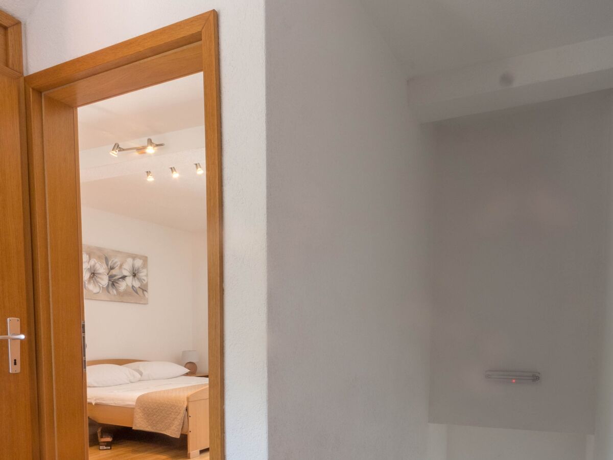 Apartment One bedroom apartment with air-conditioning Trogir A-22597-a - Outdoor photo 5