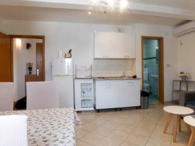 Apartment One bedroom apartment with air-conditioning Trogir A-22597-a - Outdoor photo 10