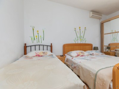 Apartment Studio flat with terrace Igrane, Makarska AS-22690-d - Outdoor photo 14