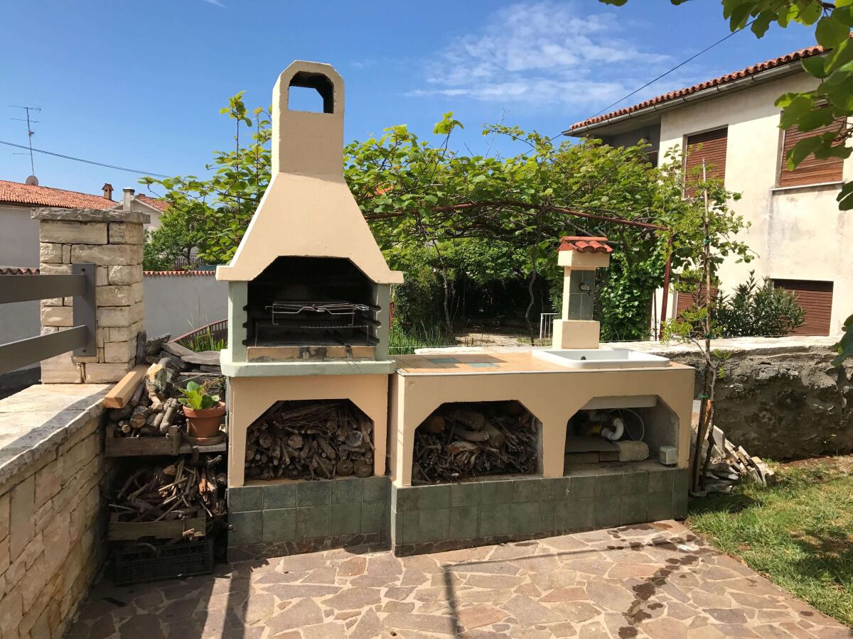 Apartment Two bedroom apartment with terrace Umag A-22722-c - Outdoor photo 5