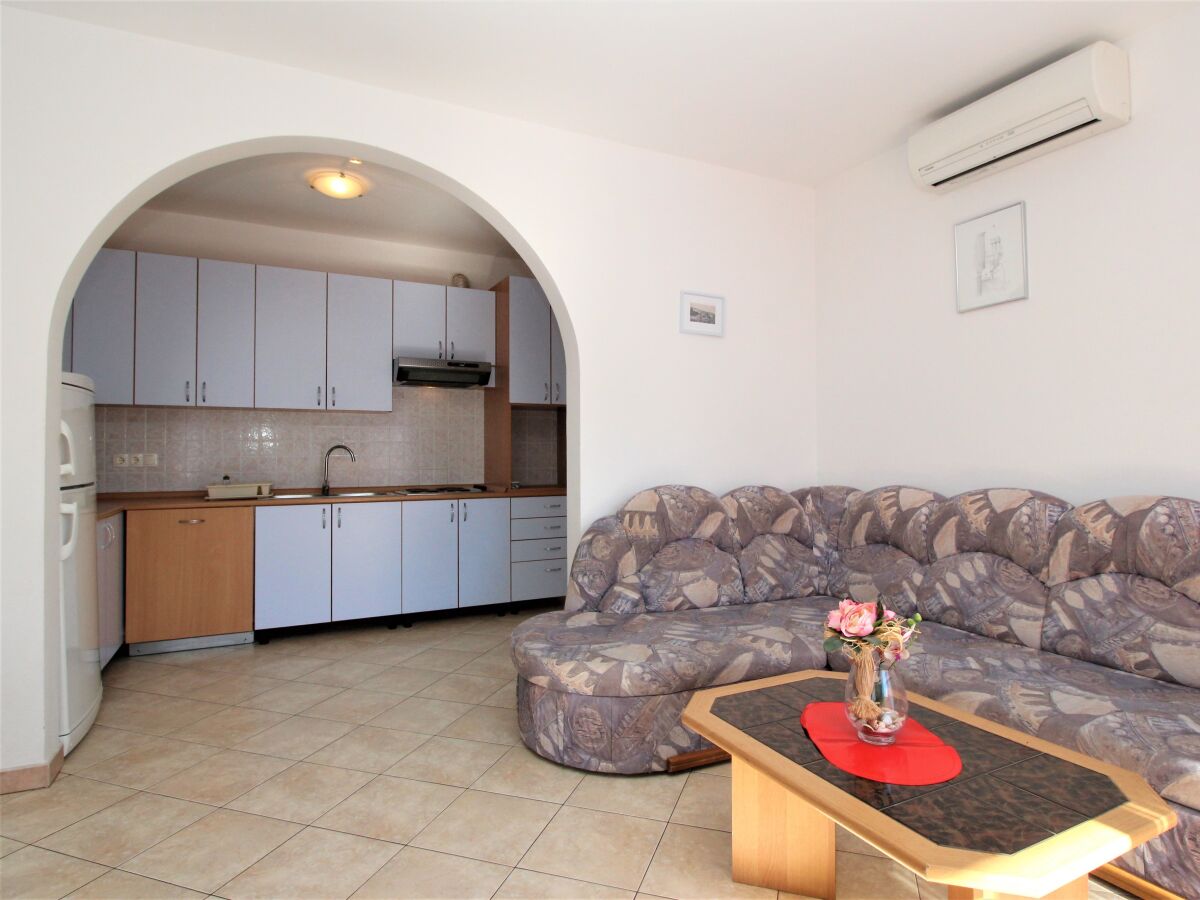 Apartment Three bedroom apartment with balcony Baška, Krk A-22725-d - Outdoor photo 5