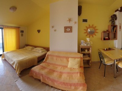 Apartment Studio flat near beach Murter AS-22397-c - Outdoor photo 17