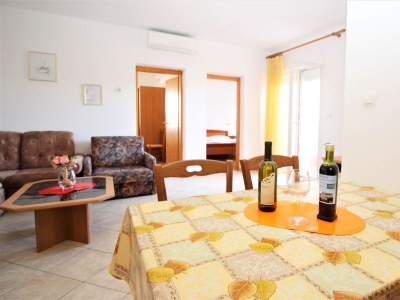 Apartment Two bedroom apartment with balcony Baška, Krk A-22725-e - Outdoor photo 8