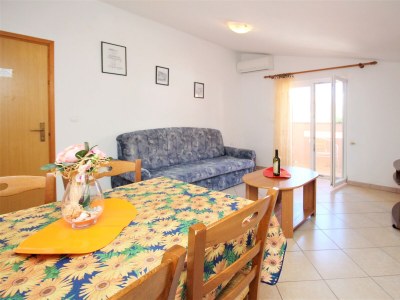 Apartment Two bedroom apartment with balcony and sea view Baška, Krk A-22725-h - Outdoor photo 7