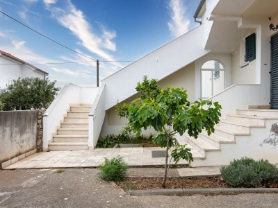 Apartment One bedroom apartment with balcony Murter A-22405-b - Outdoor photo 10