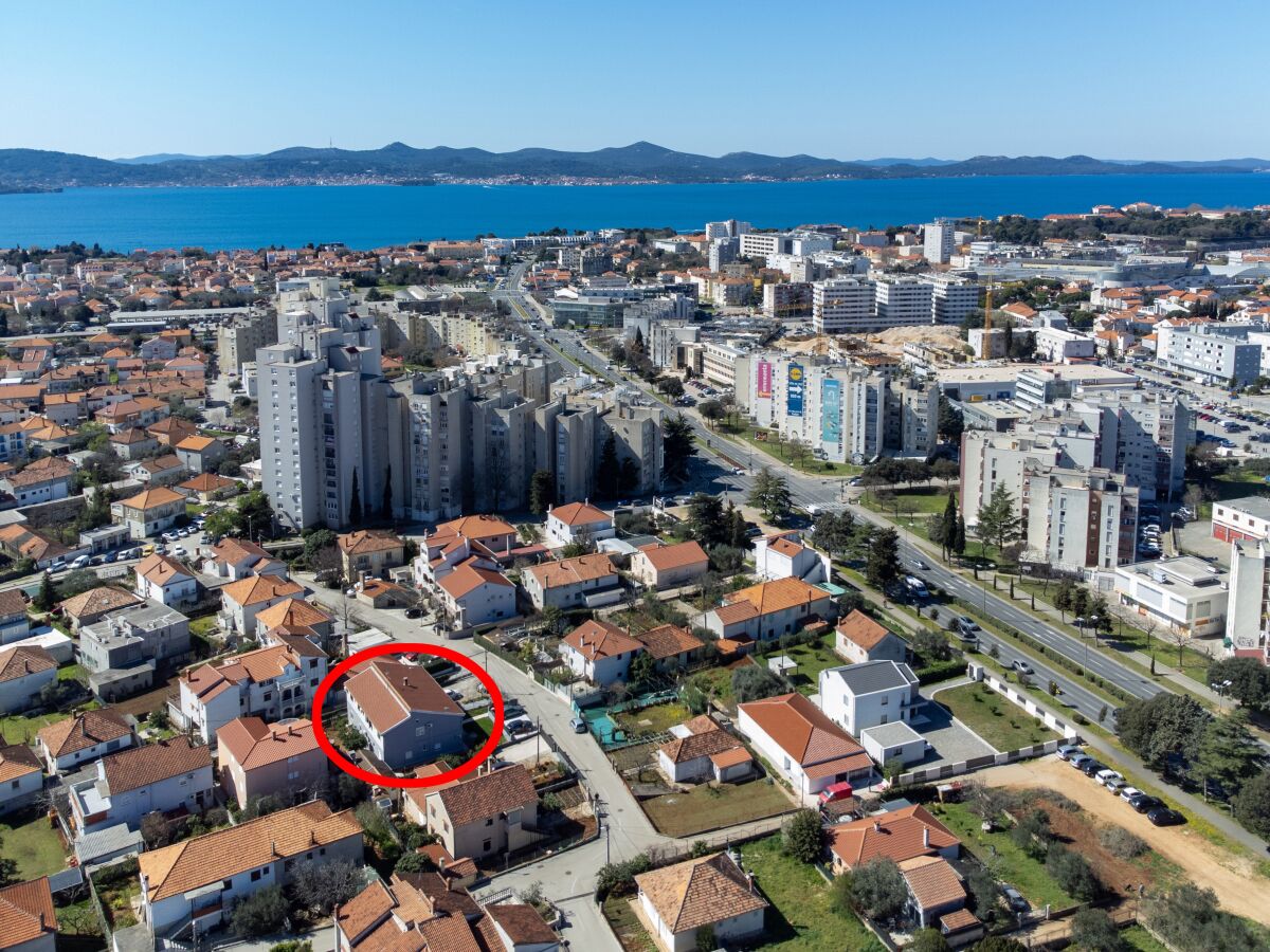 Apartment Two bedroom apartment with air-conditioning Zadar A-22871-a