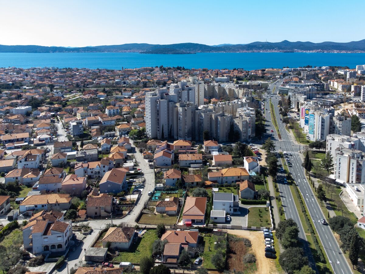 Apartment Two bedroom apartment with air-conditioning Zadar A-22871-a - Outdoor photo 2