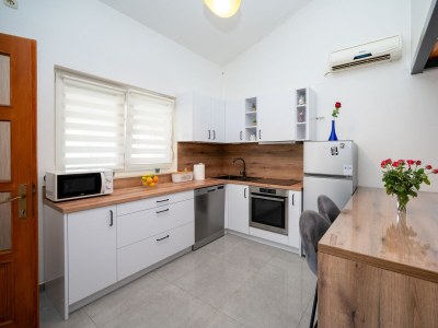 Apartment Two bedroom apartment with air-conditioning Zadar A-22871-a - Outdoor photo 18