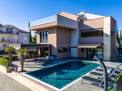 Apartment Two bedroom apartment with terrace Vir - Kozjak, Vir A-22971-a - Outdoor photo 2