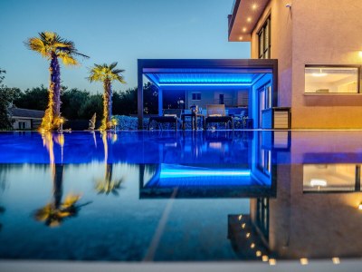 Apartment Two bedroom apartment with terrace Vir - Kozjak, Vir A-22971-a - Outdoor photo 5