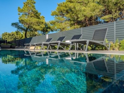 Apartment Two bedroom apartment with terrace Vir - Kozjak, Vir A-22971-c - Outdoor photo 9