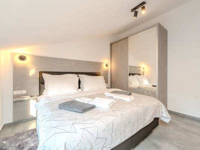 Apartment Two bedroom apartment with terrace Vir - Kozjak, Vir A-22971-c - Outdoor photo 16