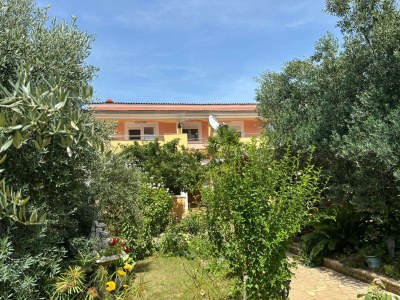 Apartment Two bedroom apartment with terrace and sea view Vrsi - Mulo, Zadar A-23428-a - Outdoor photo 2