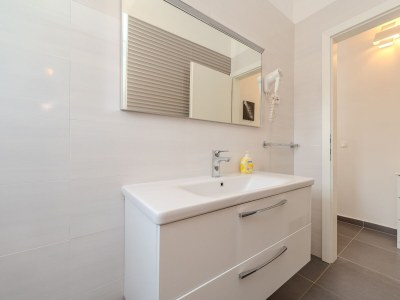 Apartment Two bedroom apartment with terrace and sea view Privlaka, Zadar A-23472-a - Outdoor photo 16