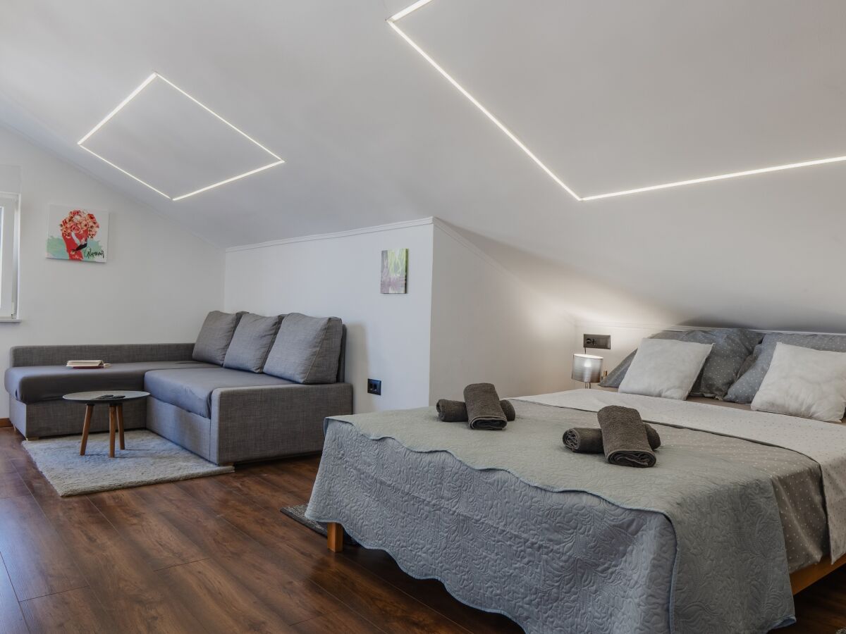 Apartment Studio flat with balcony Vir AS-23044-b