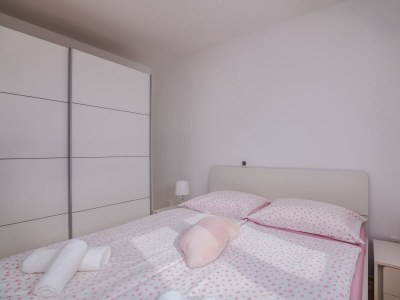 Apartment Two bedroom apartment with balcony and sea view Turčić, Krk A-23084-a - Outdoor photo 10