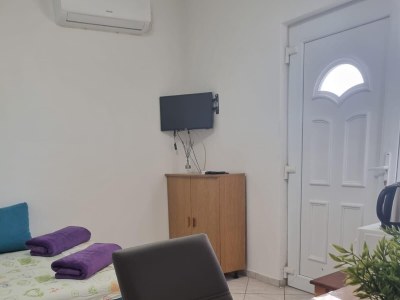 Apartment One bedroom apartment with terrace and sea view Sukošan, Zadar A-23119-b - Outdoor photo 10