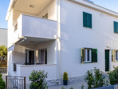 Apartment Two bedroom apartment with terrace and sea view Okrug Gornji, Čiovo A-23151-b - Outdoor photo 3