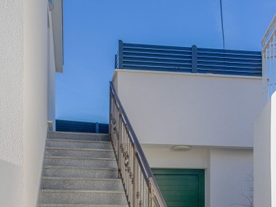 Apartment Two bedroom apartment with terrace and sea view Okrug Gornji, Čiovo A-23151-b - Outdoor photo 4