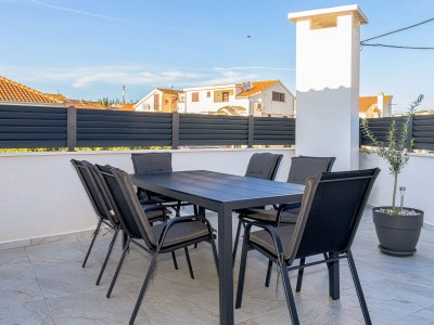 Apartment Two bedroom apartment with terrace and sea view Okrug Gornji, Čiovo A-23151-b - Outdoor photo 18