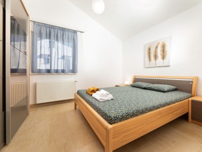 Apartment Two bedroom apartment with terrace Njivice, Krk A-23632-b - Outdoor photo 11