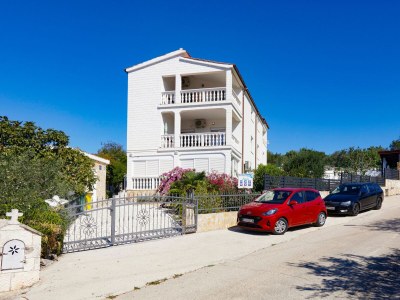 Apartment Two bedroom apartment with balcony and sea view Stupin Čeline, Rogoznica A-23257-b - Outdoor photo 9