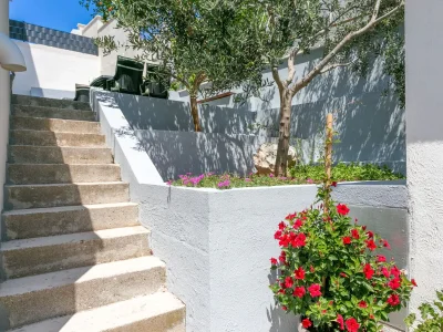 Apartment One bedroom apartment with balcony and sea view Seget Donji, Trogir A-23273-a - Outdoor photo 15