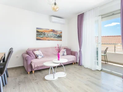 Apartment One bedroom apartment with balcony and sea view Seget Donji, Trogir A-23273-a - Outdoor photo 25