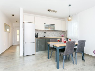 Apartment One bedroom apartment with balcony and sea view Seget Donji, Trogir A-23273-a - Outdoor photo 26