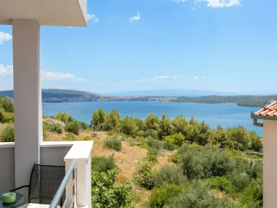 Apartment One bedroom apartment with balcony and sea view Seget Donji, Trogir A-23273-a - Outdoor photo 36