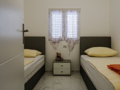 Apartment Two bedroom apartment with terrace Vir A-23251-a - Outdoor photo 13