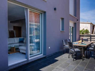 Apartment Three bedroom apartment with terrace Vir A-23252-a in Vir - Apartment