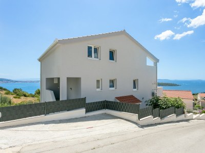Apartment One bedroom apartment with balcony and sea view Seget Donji, Trogir A-23273-b - Outdoor photo 4
