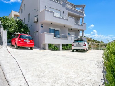 Apartment One bedroom apartment with balcony and sea view Seget Donji, Trogir A-23273-b - Outdoor photo 20