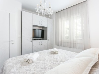 Apartment One bedroom apartment with balcony and sea view Seget Donji, Trogir A-23273-b - Outdoor photo 30