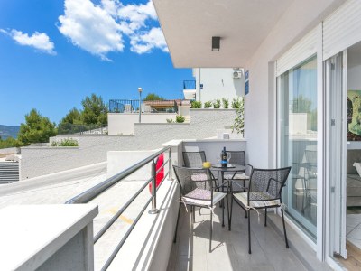 Apartment One bedroom apartment with balcony and sea view Seget Donji, Trogir A-23273-b - Outdoor photo 34