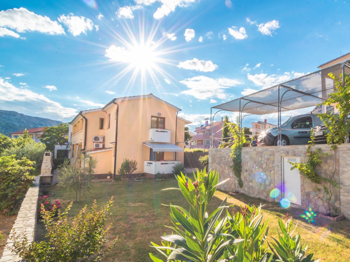 Apartment One bedroom apartment with balcony and sea view Baška, Krk A-23309-b - Outdoor photo 2